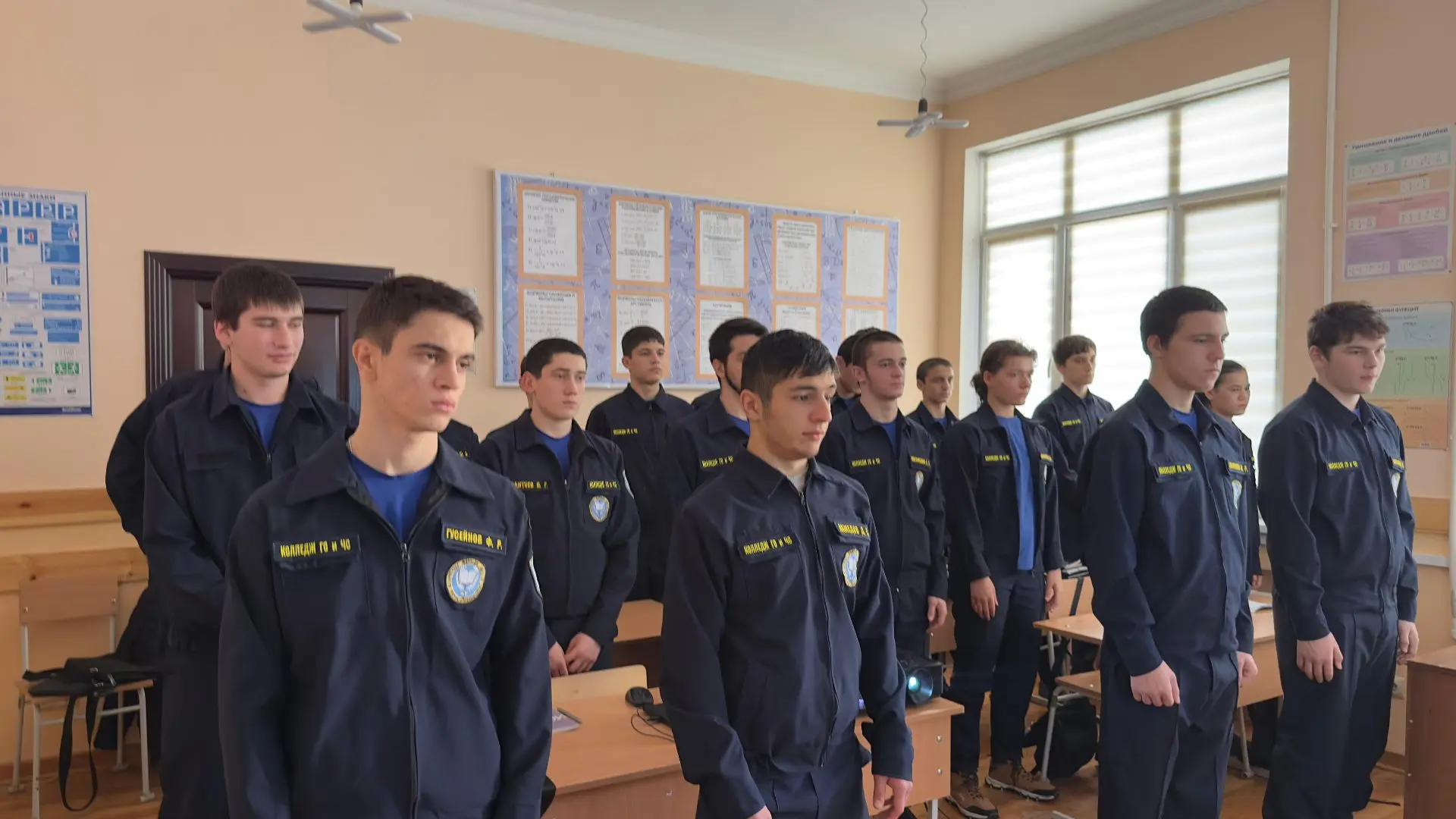 Кураторские (классные) часы, посвященные Дню снятию блокады Ленинграда