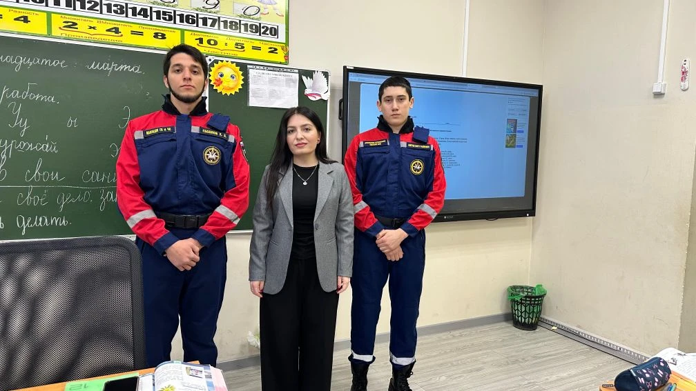 Посещение школы-интернат для детей-сирот и детей оставшихся без попечения родителей