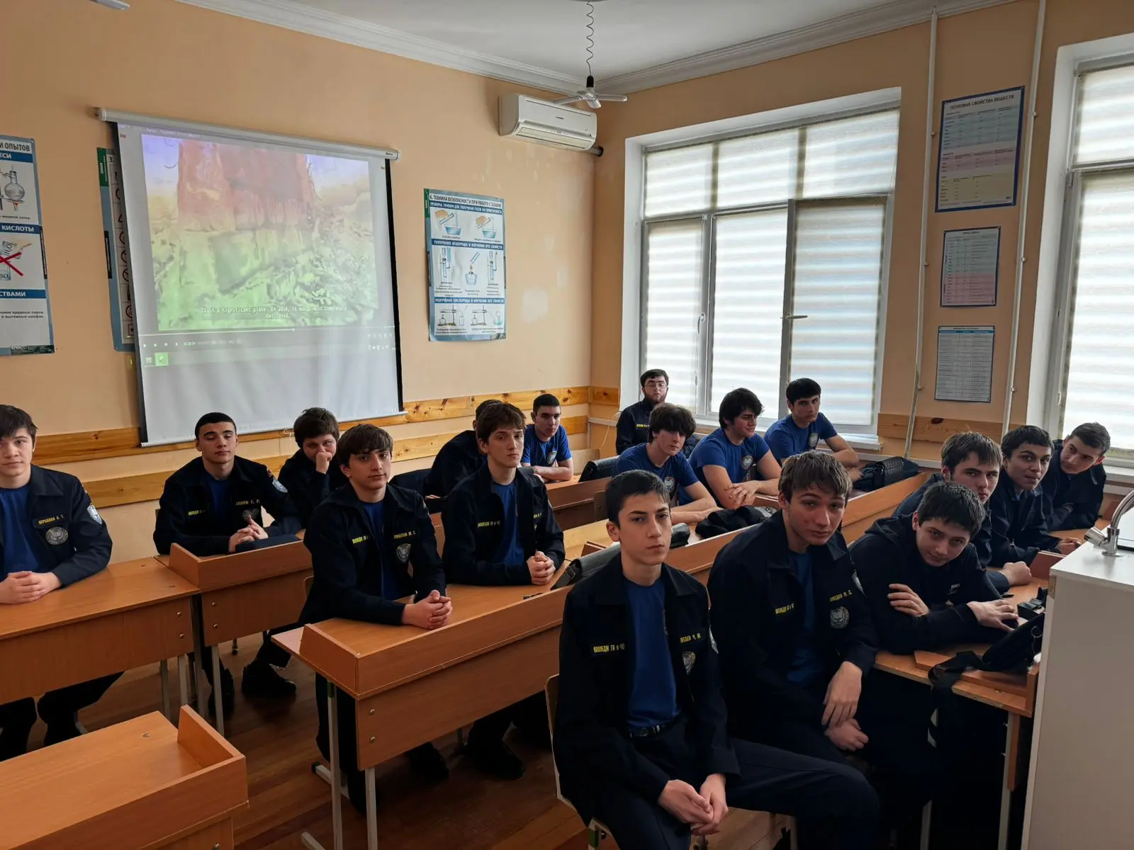 Тематический показ документального фильма, приуроченный ко Дню защитника Отечества и Дню Сил специальных операций