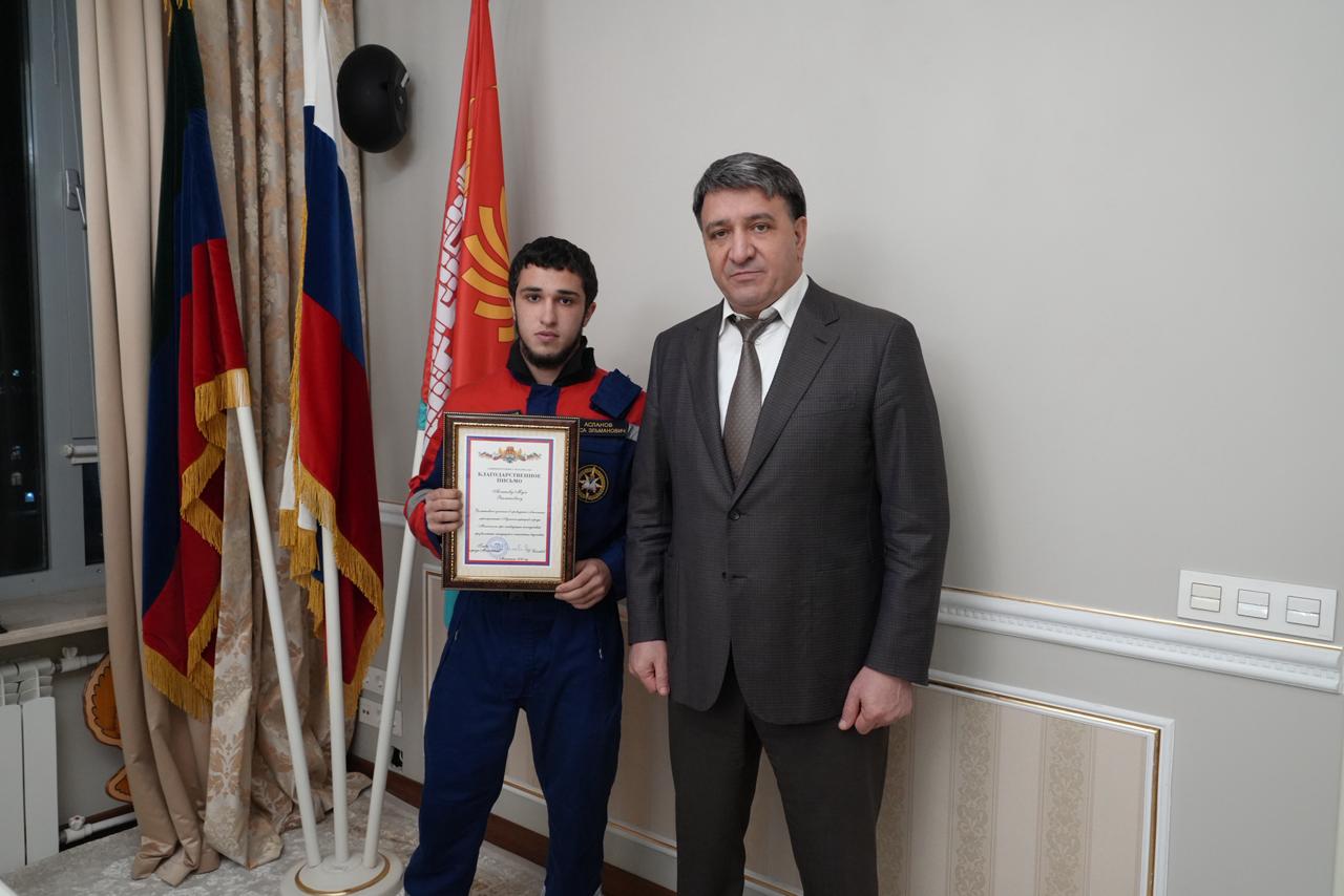 Встреча Главы г. Махачкала со студентами-спасателями ЧПОУ "Колледж ГО и ЧС"